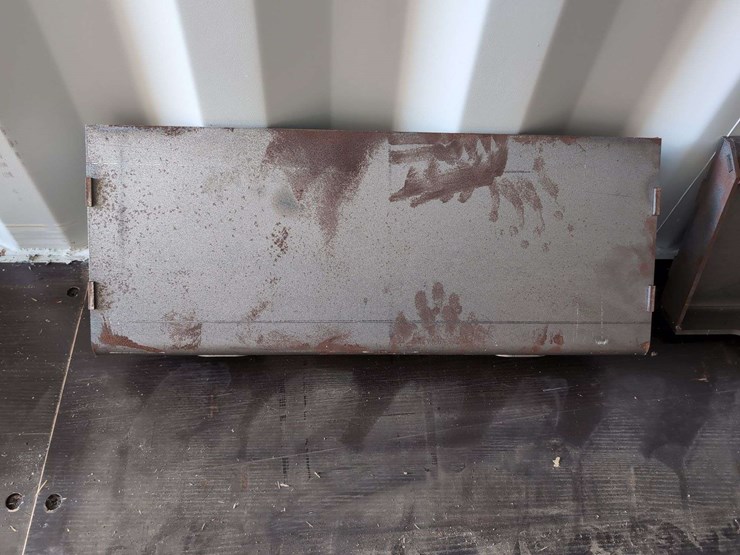 (1)-mini-skid-steer-plate-image-1