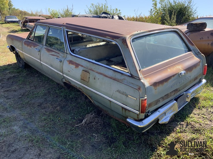 1965-chevrolet-malibu-wagon-image-7