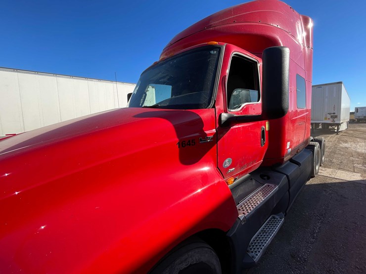 #400-•-2018-international-semi-tractor-(has-wi-title)-(denmark,-wi)-image-61
