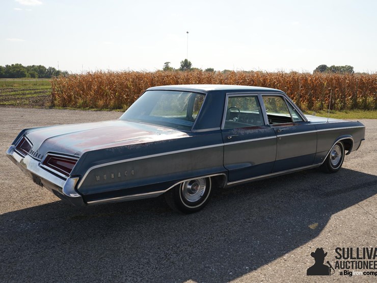 run-#3---1967-dodge-monaco-sedan-image-5