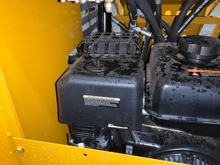 #1017-•-unused-gg385-mini-skid-steer-image-19