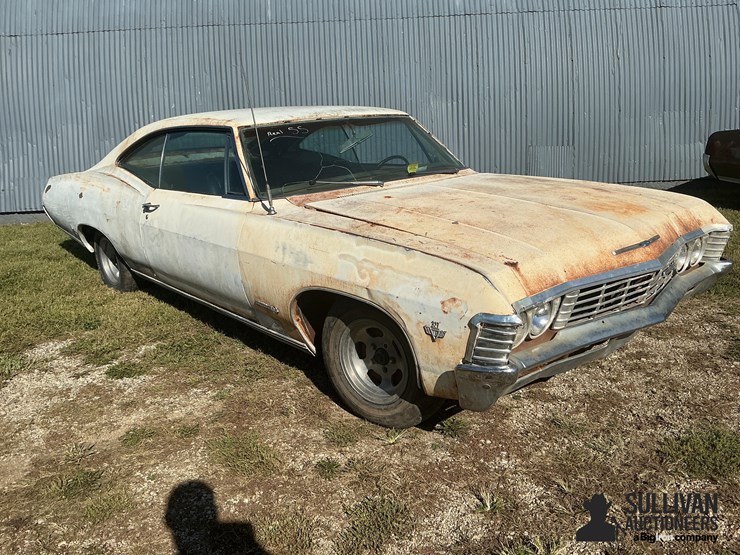 1967-chevrolet-impala-ss-collector-car-image-3