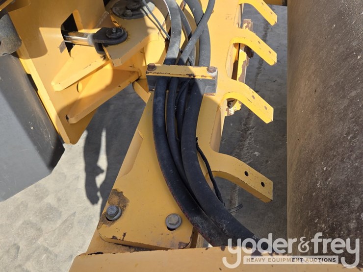 2018-volvo-sd75b-image-22