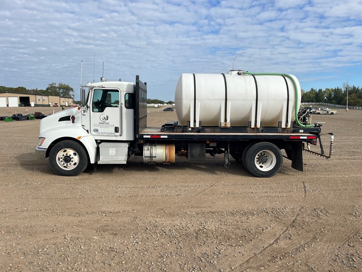 #408-•-2012-kenworth-flatbed-truck-with-water-tank-(has-mn-title-in-delay)-(princeton,-mn)-image-2