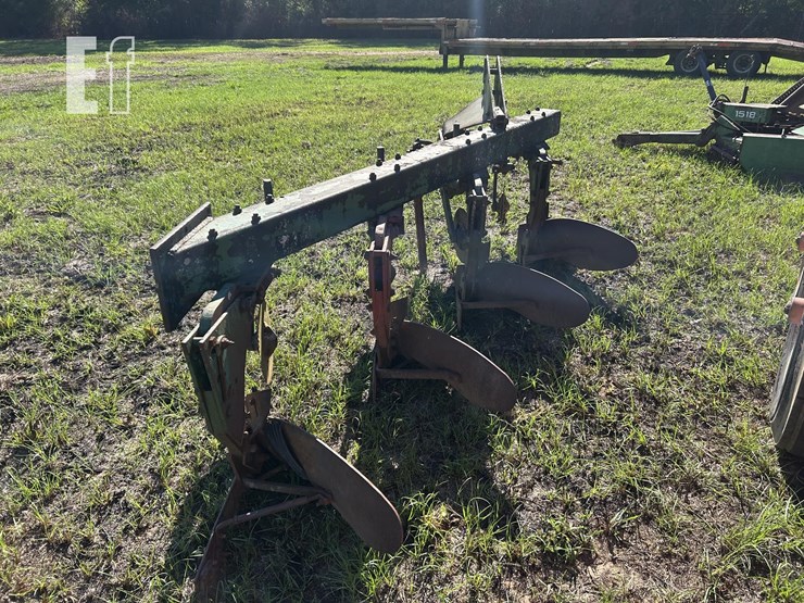 four-bottom-plow-image-3