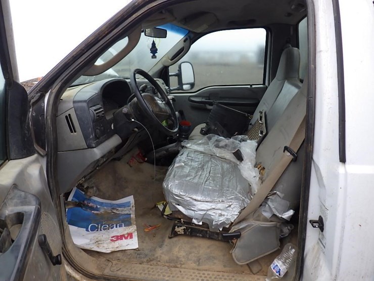 2006-ford-f350-image-22