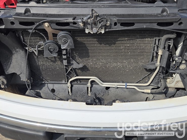 2013-ford-f150-image-36