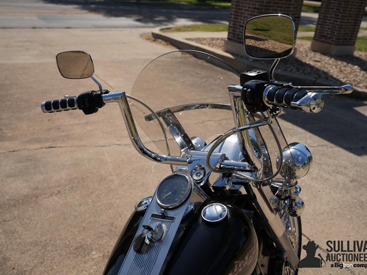 run-#34---2002-harley-davidson-road-king-motorcycle-image-15