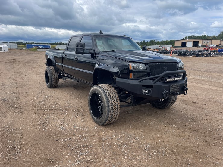 2003-chevrolet-silverado-2500-image-7