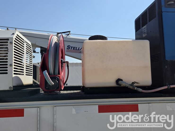 2017-ford-f550-image-41