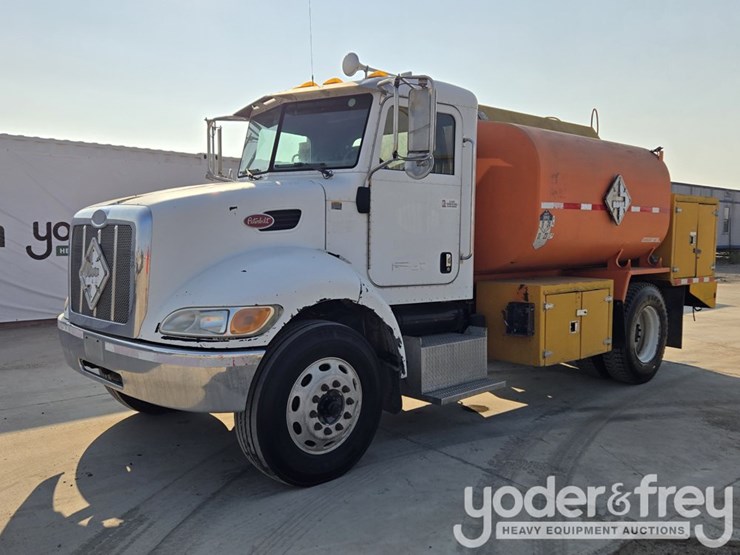 2008-peterbilt-335-image-99
