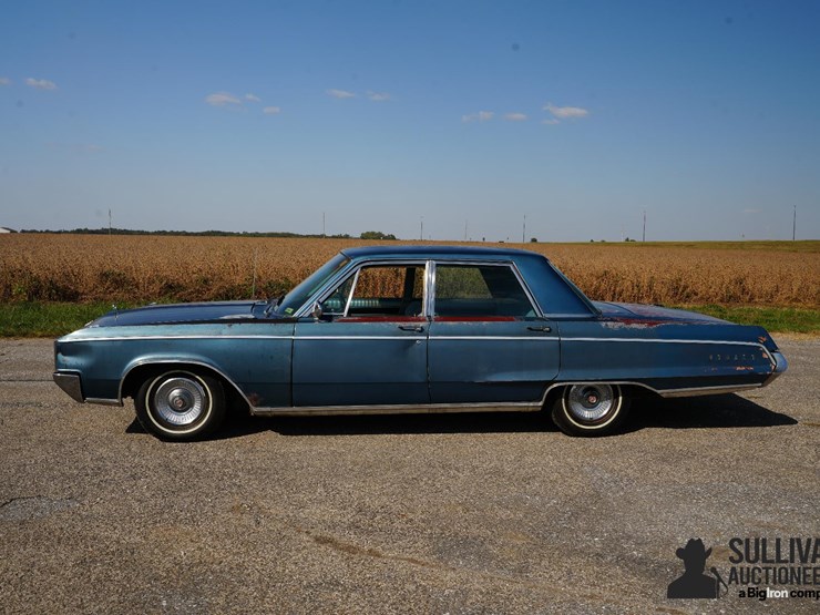run-#3---1967-dodge-monaco-sedan-image-8
