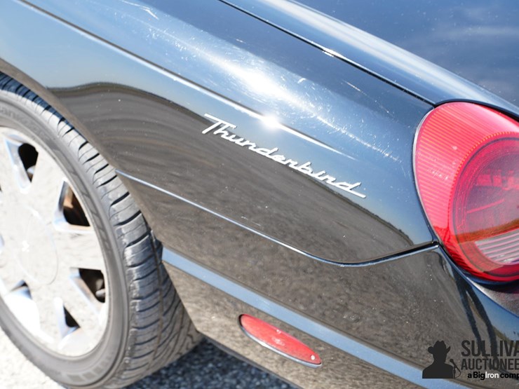 run-#129---2002-ford-thunderbird-convertible-image-17