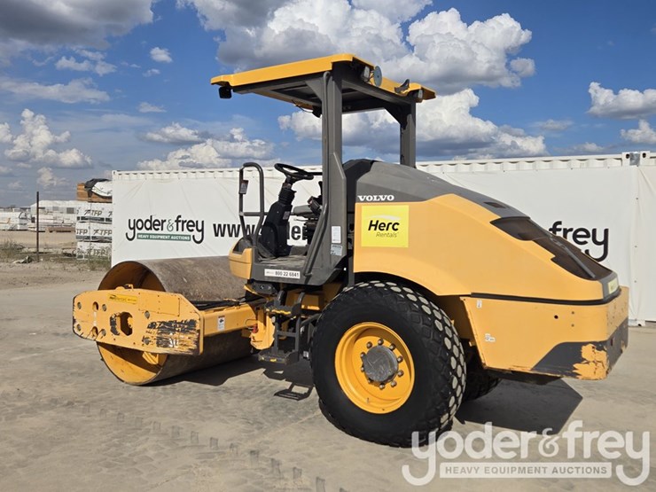 2018-volvo-sd75b-image-3