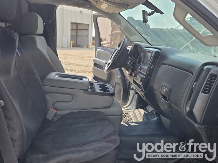 2021-chevrolet-silverado-image-72