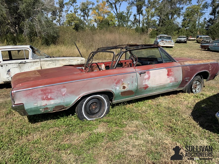 1964-oldsmobile-cutlass-f85-convertible-image-4