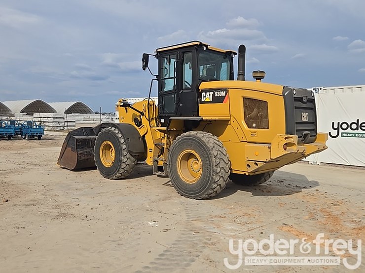 2020-caterpillar-930-image-55