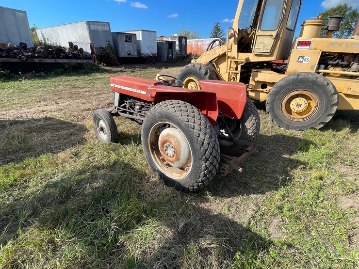 massey-ferguson-135-image-3