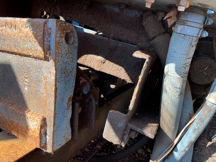 #112-•-circular-saw-firewood-processor-(ironwood,-mi)-image-30