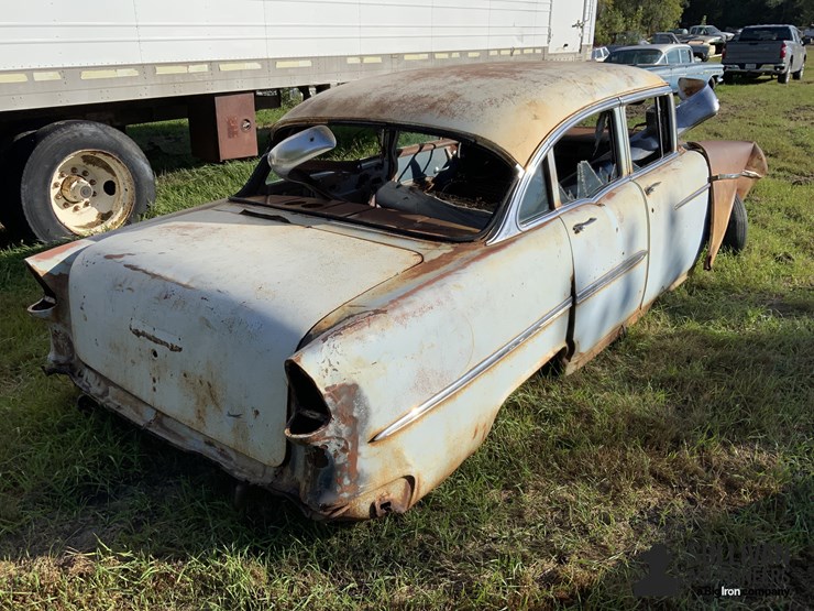1955-chevrolet-4-dr.-sedan-image-5
