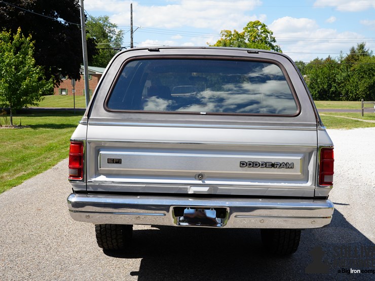 1989-dodge-ram-charger-image-6