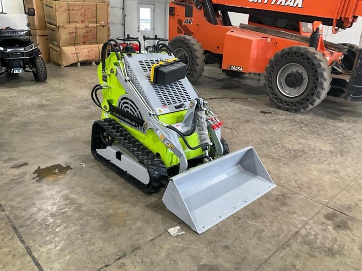 #1010-•-new-landhero-mini-skid-steer-image-2