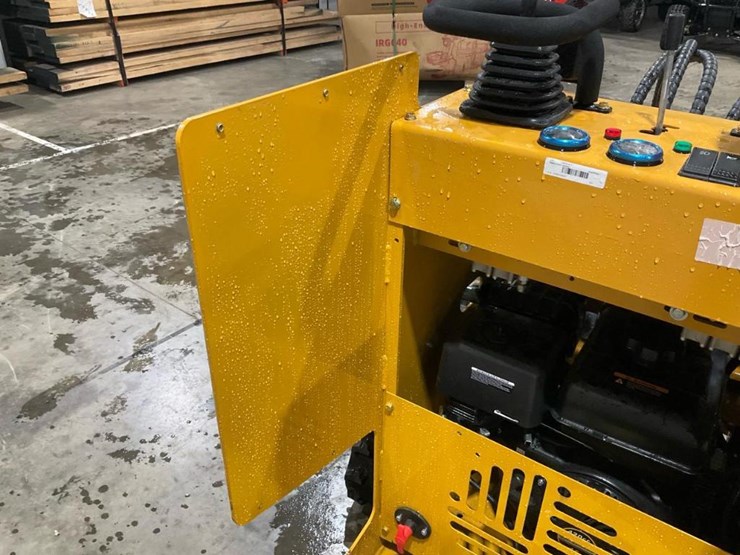 #1015-•-unused-gg385-mini-skid-steer-image-16