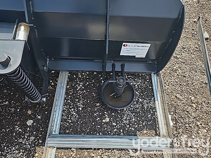 unused-jct-84"-snow/-dozer-blade-to-suit-skidsteer-image-11