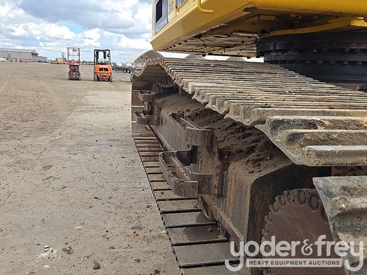 2023-komatsu-pc490-lc-11-image-37