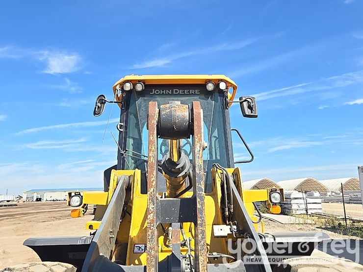 2019-deere-524l-image-18