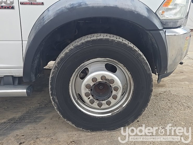 2015-dodge-ram-5500-image-20