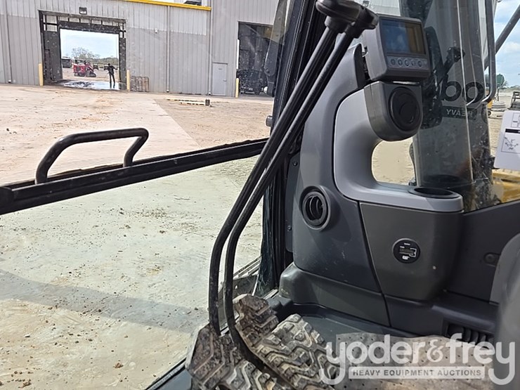 2019-caterpillar-313fl-image-63
