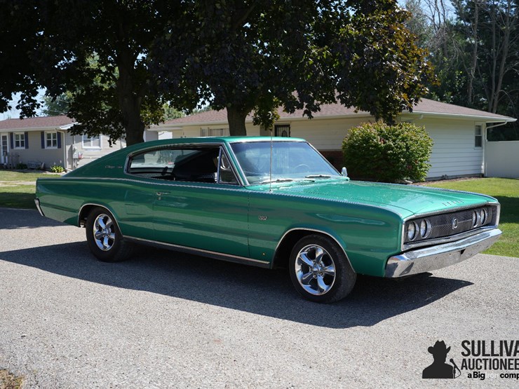 run-#135---1966-dodge-charger-coupe-image-3