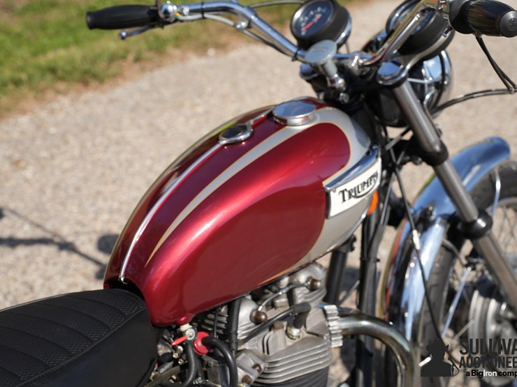 run-#29---1973-triumph-bonneville-650-motorcycle-image-17