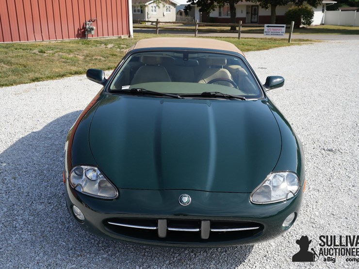 run-#11---2001-jaguar-xk8-convertible-image-2