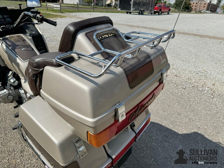 run-#23---1985-honda-goldwing-gl1200-aspencade-motorcycle-image-19