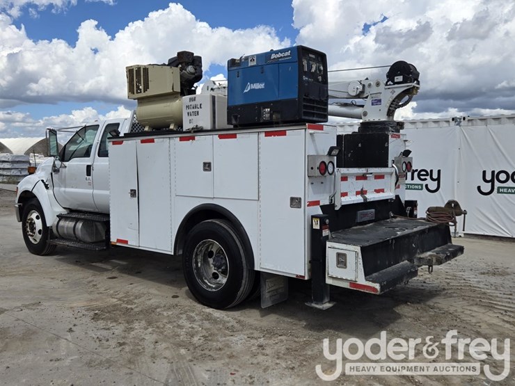 2013-ford-f750-image-6