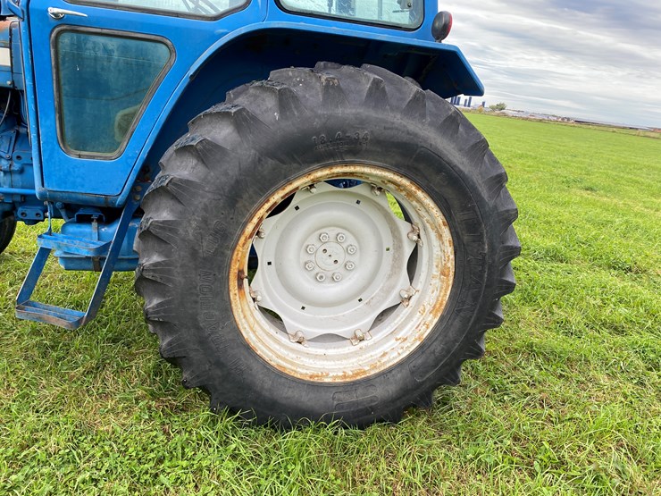 1981-ford-7600-image-12