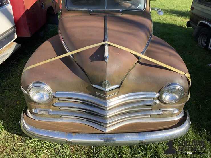 1947-plymouth-special-deluxe-car-image-10