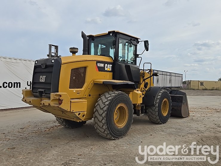 2020-caterpillar-930-image-56