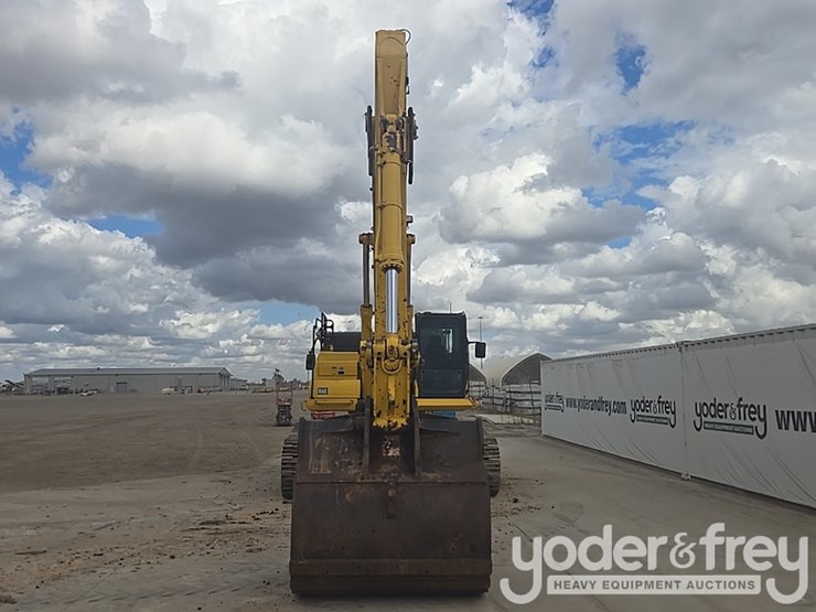 2023-komatsu-pc490-lc-11-image-9