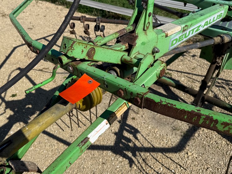#212-•-deutz-allis-hay-rake-(deforest,-wi)-image-12