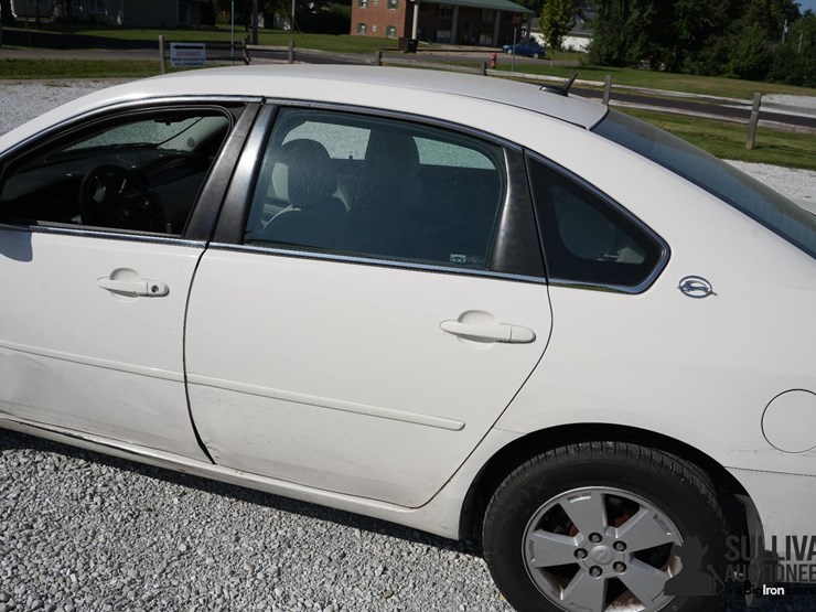 run-#165---2006-chevrolet-impala-sedan-image-15
