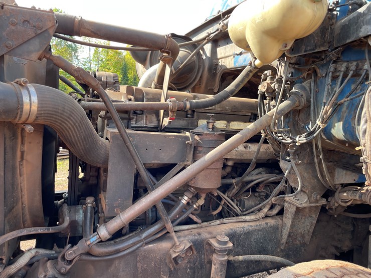#412-•-1988-white-gmc/autocar-quad-axle-dump-truck-(title-in-delay)-(wakefield,-mi)-image-50