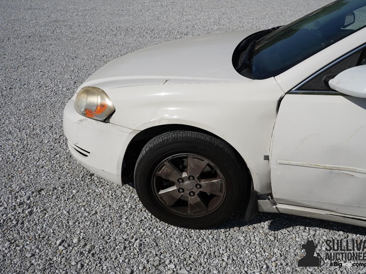 run-#165---2006-chevrolet-impala-sedan-image-12