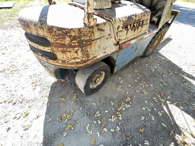 #312-•-hyster-gasoline-forklift-(oconto,-wi)-image-30