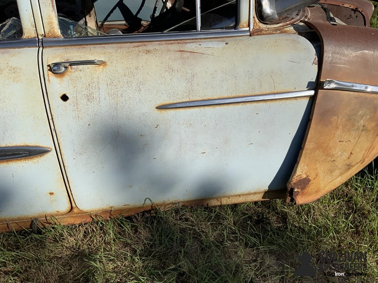 1955-chevrolet-4-dr.-sedan-image-9