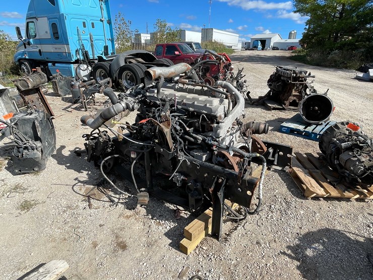 2013-international-prostar-image-1