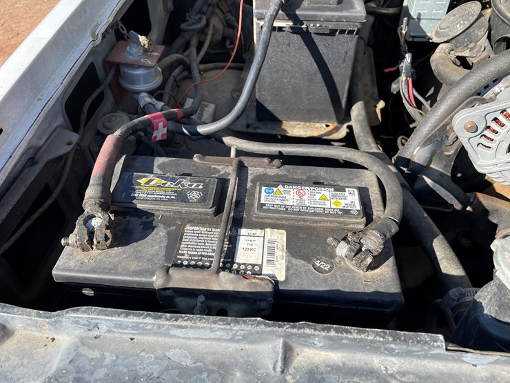 #516-•-1984-chevy-d350-4x4-pickup-(title-in-delay)-(wakefield,-mi)-image-68