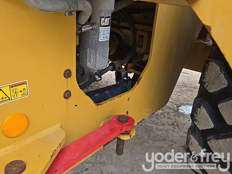 2019-caterpillar-930-image-26